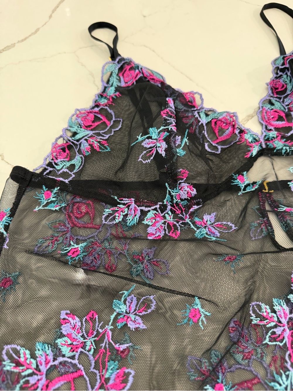 NWT Victoria's Secret Floral Embroidery Sheer Mesh lingerie Slip size L - Picture 3 of 12